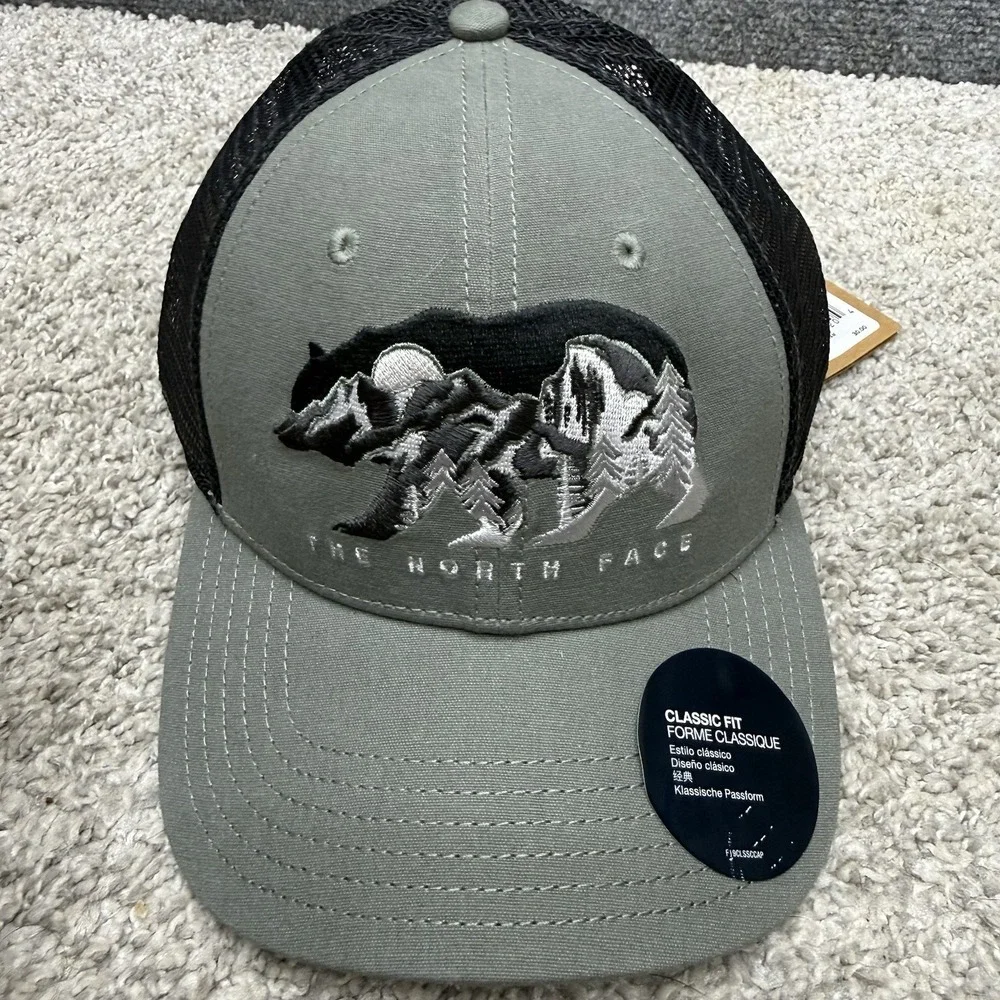 The North Face SnapBack hat cap bear‎ mountain trees gray/black adjustable